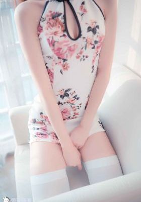 谁先爱上他