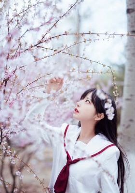 初音美乃里